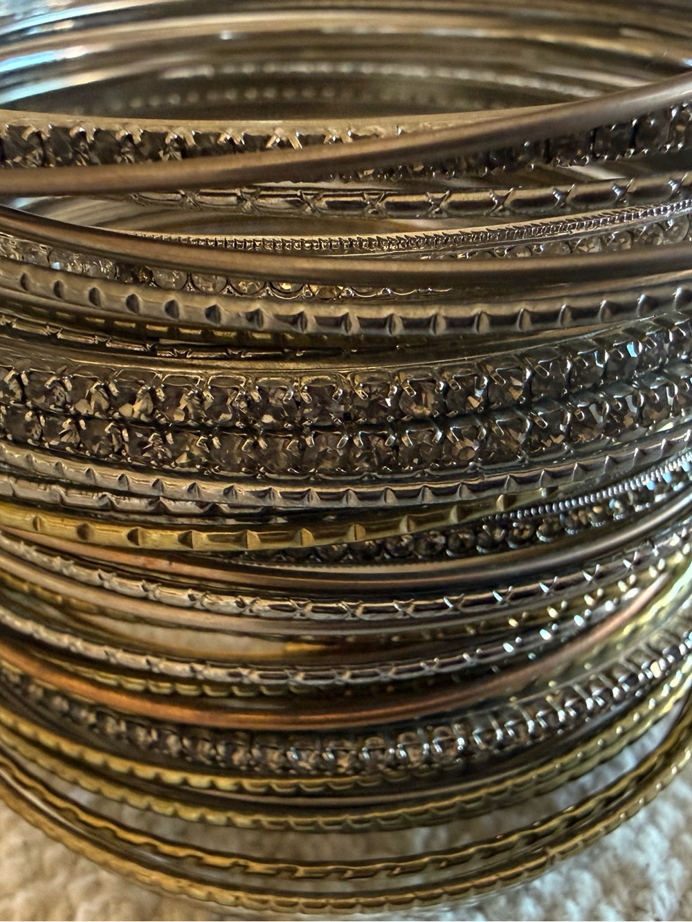 ✨ India Mixed-Metal Bangle Collection ✨